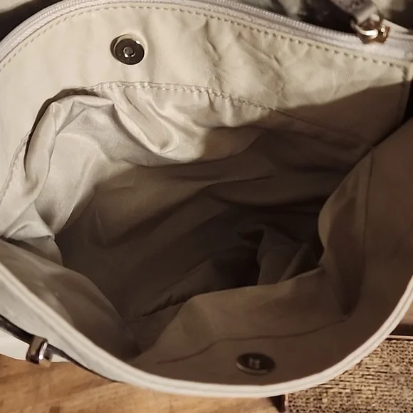 ‼️50%_5+Bundles‼️ ROSETTI Shoulder Bag P2 - Picture 6 of 14